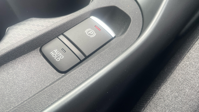 Nissan Juke 1.0 DiG-T N-Connecta 5dr Petrol Hatchback